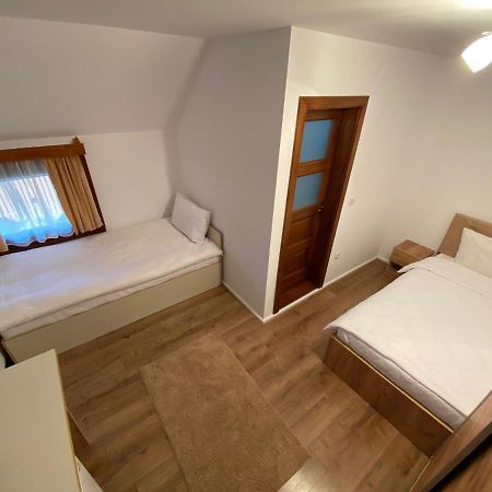 Casa Mocanu Sarmas Buitenkant foto
